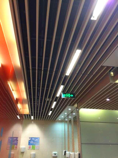 商场大楼铝方通吊顶-集成吊顶>吊顶代理招商加盟-聚商易